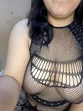 Mazzakiinn from StripChat