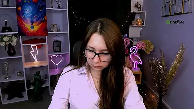 meddi_gold from StripChat is Freechat