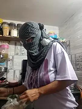 Meenu_bhabhi547 from StripChat