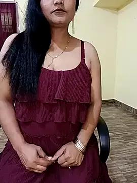 MEERAcle from StripChat