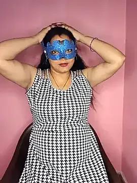 MEERAcle from StripChat