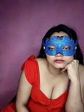 MEERAcle from StripChat