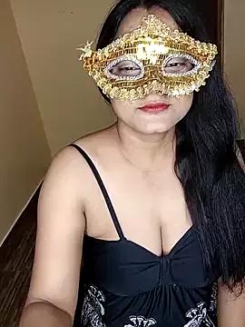 MEERAcle from StripChat