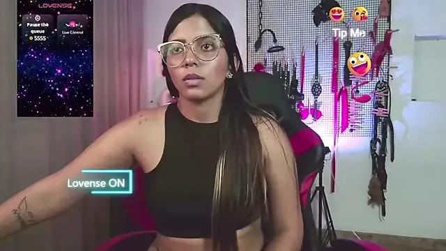 Megaan_Greey from StripChat is Freechat