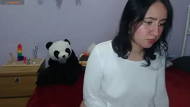 Try our streaming cams variety and talk on a personal level with our adorable girls streamers, showing off their bountiful shapes and dildos.