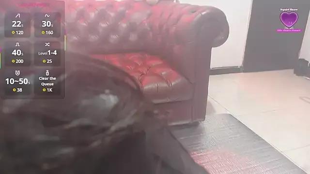 Meganmestar from StripChat is Freechat