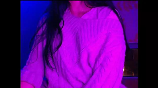 meganmiauu from StripChat is Freechat