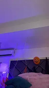 MeganMyerss_ from StripChat is Freechat