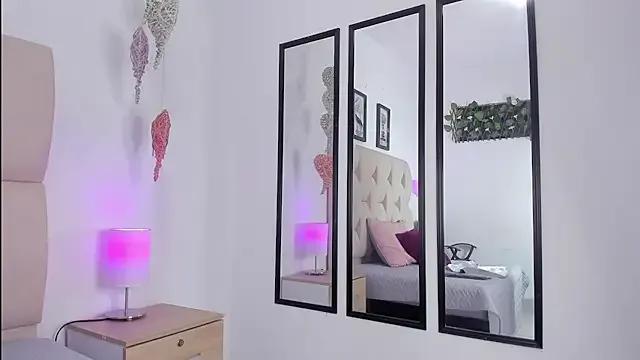 Try our streaming cams variety and talk on a personal level with our adorable girls streamers, showing off their bountiful shapes and dildos.