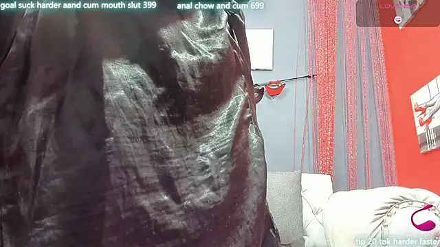 meggancurvy on StripChat 