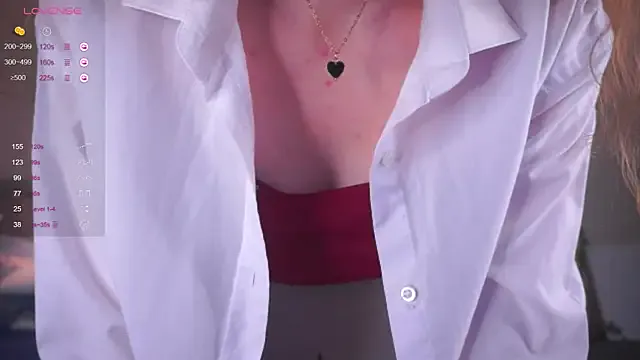 MegganKinson on StripChat 