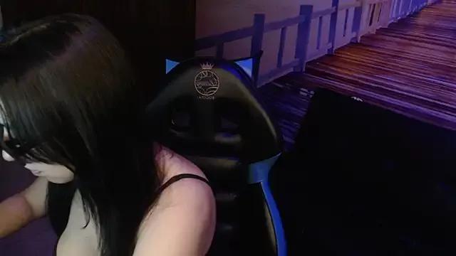 Try our streaming cams variety and talk on a personal level with our adorable girls streamers, showing off their bountiful shapes and dildos.