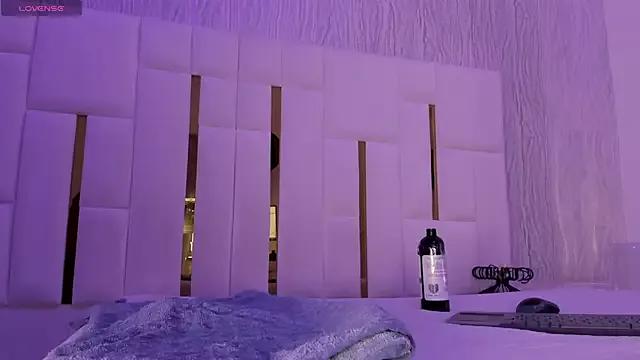 Meghan_stonne_ from StripChat is Freechat