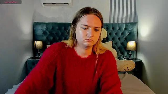 Melaniass from StripChat is Freechat