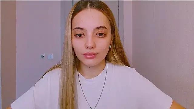 MelanieAlves from StripChat