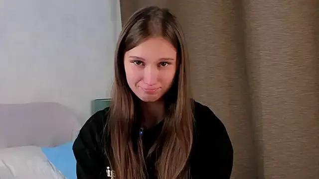 MelaniSeiver from StripChat is Freechat