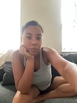 Melia_Rayne from StripChat is Freechat