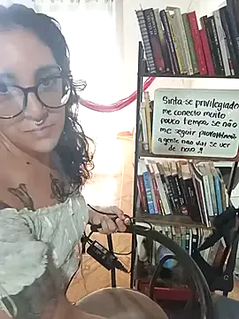 Melinerd from StripChat is Freechat