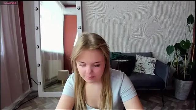 Try our streaming cams variety and talk on a personal level with our adorable girls streamers, showing off their bountiful shapes and dildos.