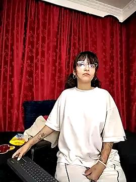 Try our streaming cams variety and talk on a personal level with our adorable girls streamers, showing off their bountiful shapes and dildos.