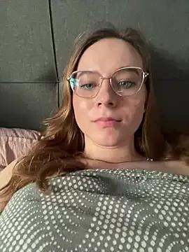 MelissaGrand from StripChat is Freechat