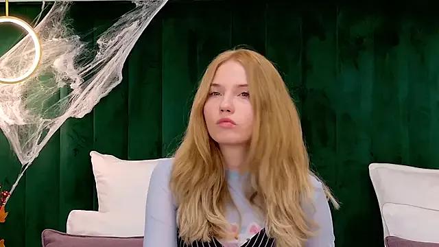 MelissaLiss from StripChat is Freechat