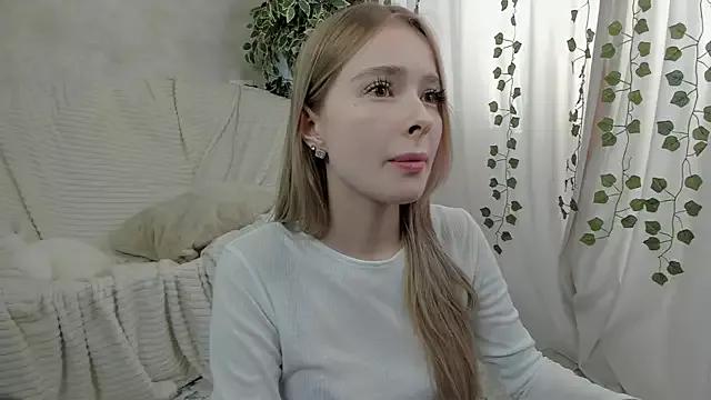 mell_milles from StripChat
