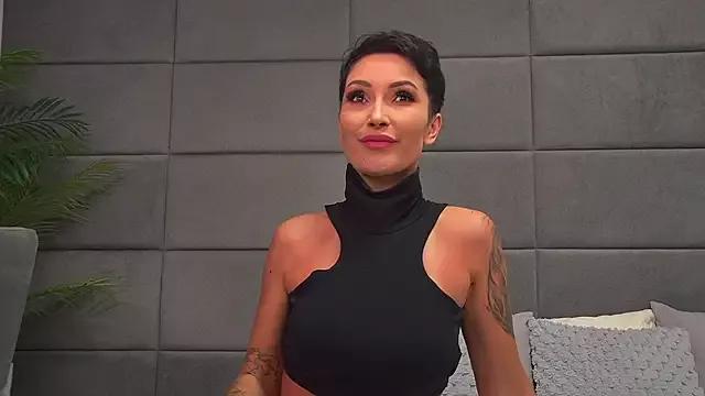 Mellisandre from StripChat is Freechat