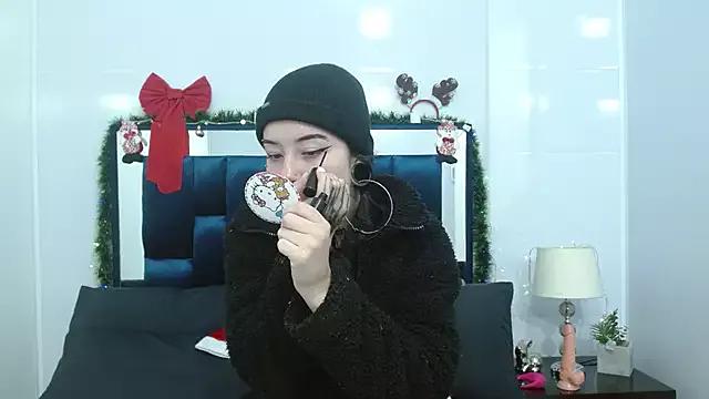 Try our streaming cams variety and talk on a personal level with our adorable girls streamers, showing off their bountiful shapes and dildos.