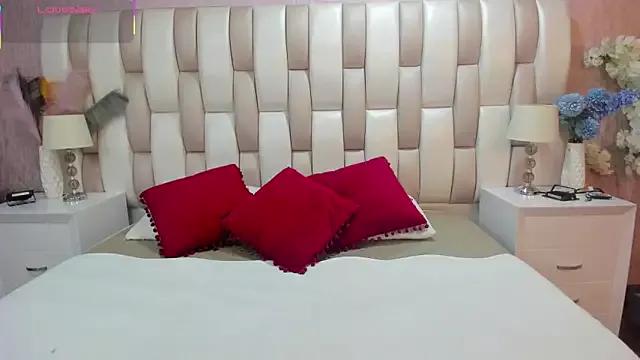 Try our streaming cams variety and talk on a personal level with our adorable girls streamers, showing off their bountiful shapes and dildos.