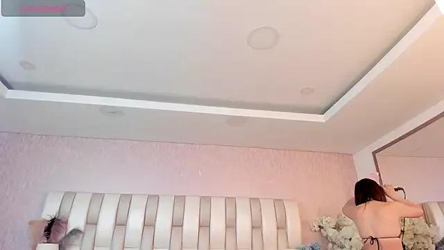 Try our streaming cams variety and talk on a personal level with our adorable girls streamers, showing off their bountiful shapes and dildos.