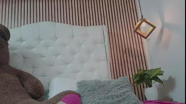 Melodyph from StripChat is Freechat