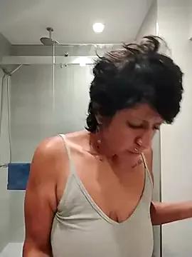MementoMoani from StripChat