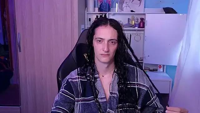 MemiKouki from StripChat