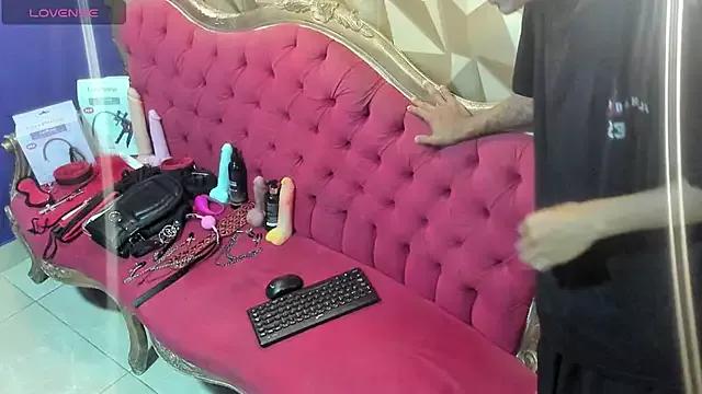 merciless_pain from StripChat is Freechat