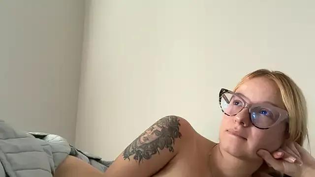 Mermaid-hana from StripChat