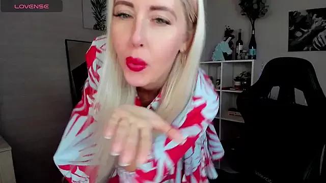 Mermaid_N from StripChat