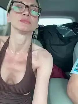 MessyNastyQueen from StripChat is Freechat