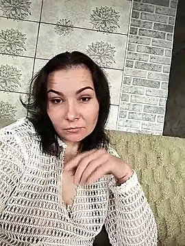 Mia24Blove from StripChat is Freechat