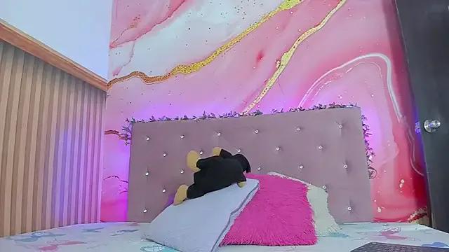 mia__blaze__ from StripChat is Freechat