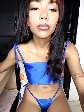 Mia_in_the_office from StripChat is Freechat