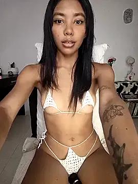 Mia_in_the_office from StripChat is Freechat