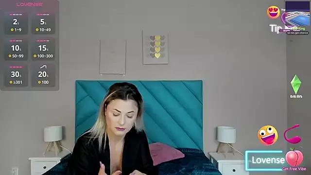 Try our streaming cams variety and talk on a personal level with our adorable girls streamers, showing off their bountiful shapes and dildos.