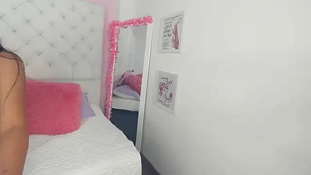 Mia_Miller001 from StripChat is Freechat