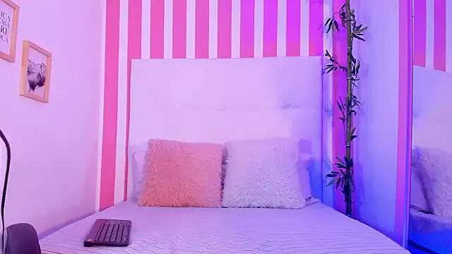 Try our streaming cams variety and talk on a personal level with our adorable girls streamers, showing off their bountiful shapes and dildos.