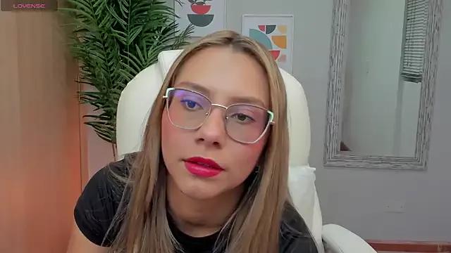 Mia_Sanchez01 from StripChat