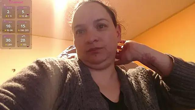 Miaabrownnn from StripChat