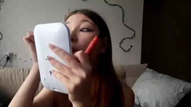 MiaamaLoveLyslt from StripChat