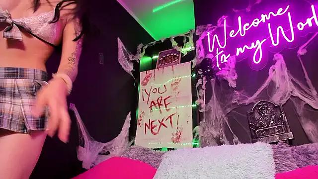Try our streaming cams variety and talk on a personal level with our adorable girls streamers, showing off their bountiful shapes and dildos.