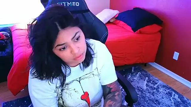 Try our streaming cams variety and talk on a personal level with our adorable girls streamers, showing off their bountiful shapes and dildos.